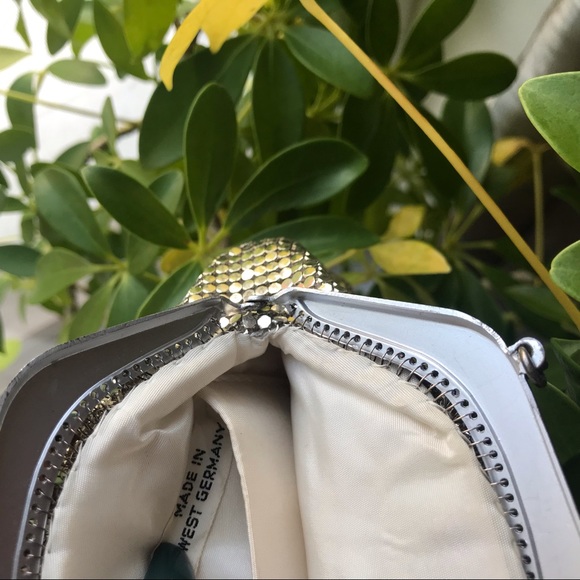 mini silver purse - Picture 2 of 5